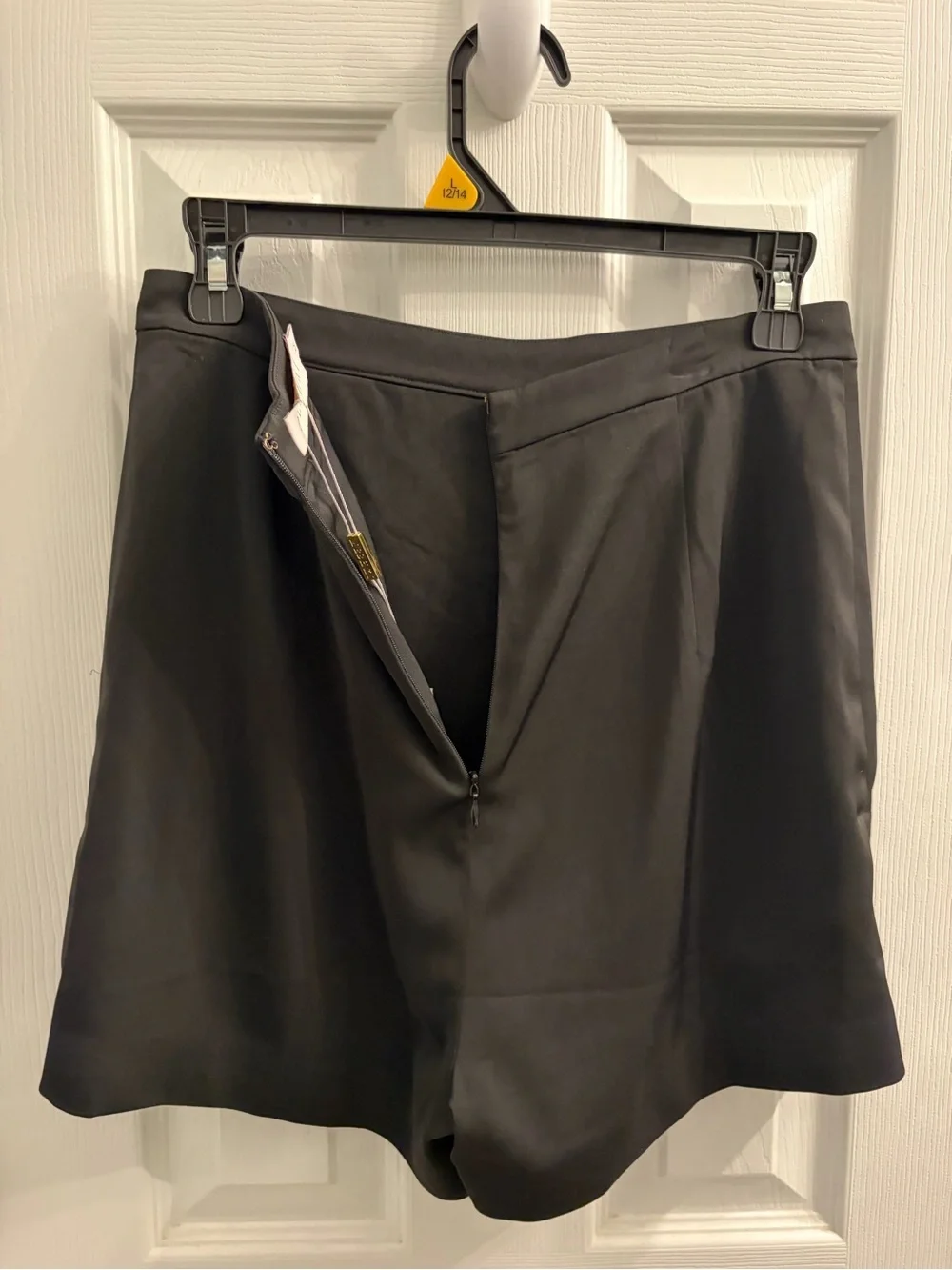 Meshki Women’s Whimsigoth Amyra Black Split Thigh High-Rise Shorts Size Medium